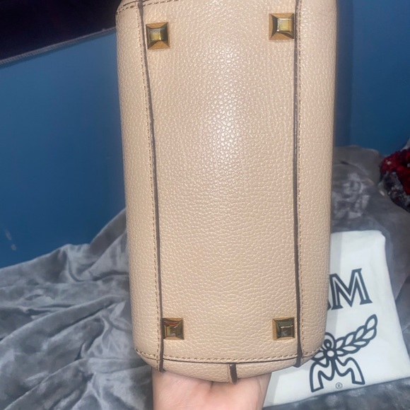 Top handle crossbody bag - Picture 11 of 13